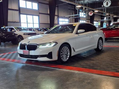 Alpine White 2021 BMW 530 xDrive
