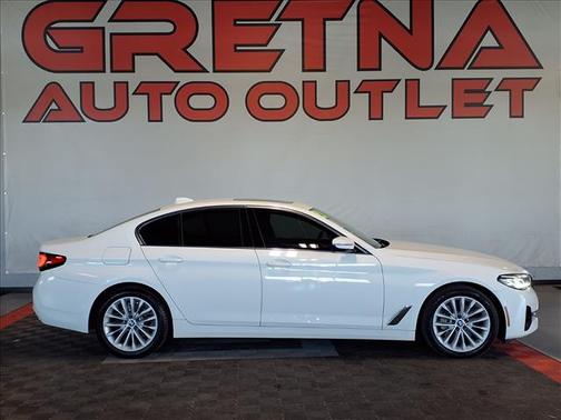 Alpine White 2021 BMW 530 xDrive