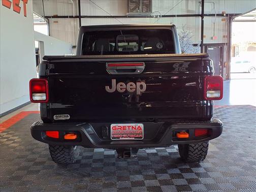 Black Clearcoat 2022 Jeep Gladiator Mojave 4x4