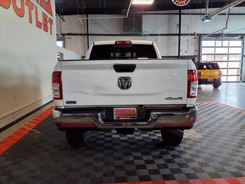 2020 RAM 2500 Tradesman Crew Cab 4X4 6'4' Box