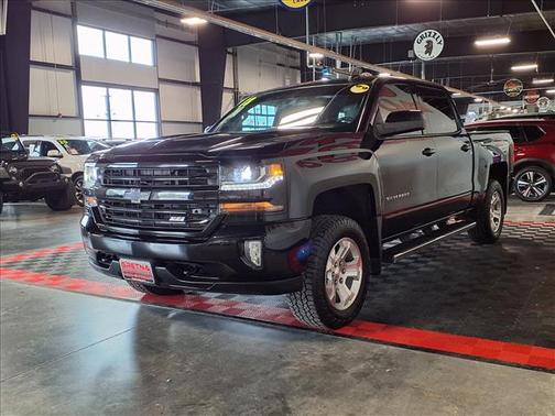 Black 2018 Chevrolet Silverado 1500 2LT
