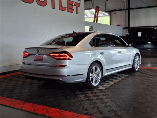 2018 Volkswagen Passat 3.6L V6 GT