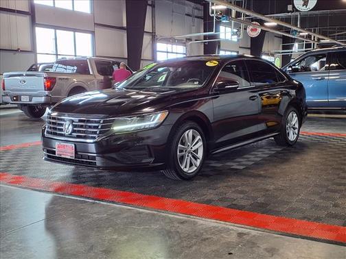 Deep Black Pearl 2020 Volkswagen Passat 2.0T SE