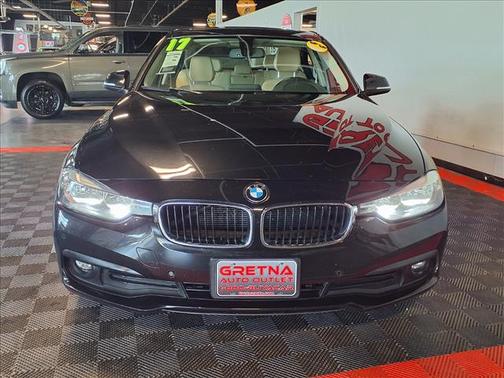 Black Sapphire Metallic 2017 BMW 320 i