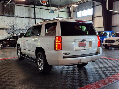 Iridescent Pearl Tricoat 2018 Chevrolet Tahoe LT