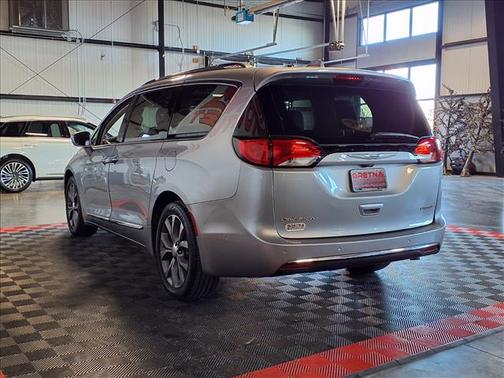 2019 Chrysler Pacifica Limited