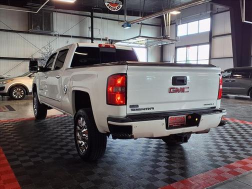 2015 GMC Sierra 2500 Denali