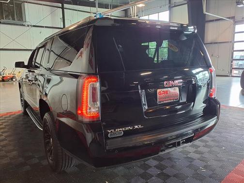 Onyx Black 2015 GMC Yukon SLT