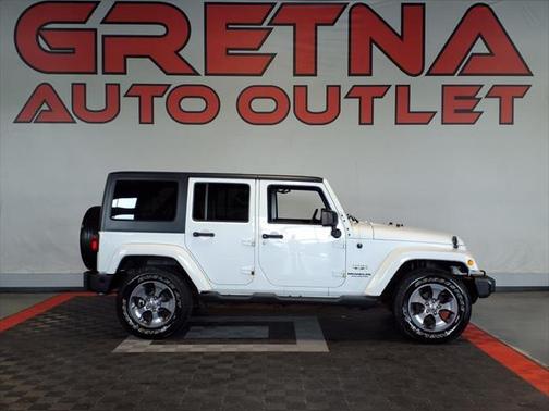 2016 Jeep Wrangler Unlimited Sahara