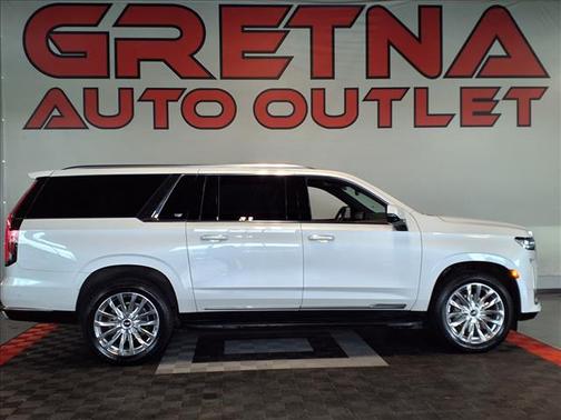 Crystal White Tricoat 2023 Cadillac Escalade ESV Premium Luxury