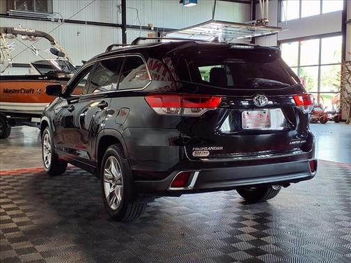 2017 Toyota Highlander Limited