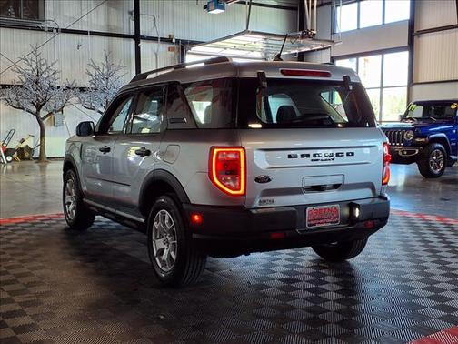 Iconic Silver Metallic 2021 Ford Bronco Sport Base