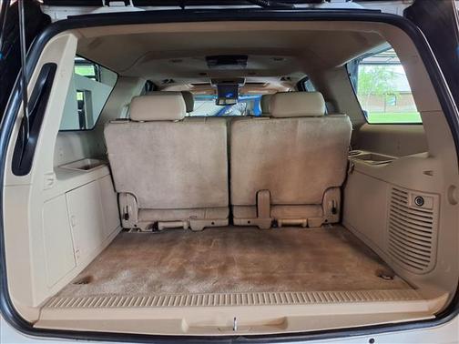 Summit White 2010 GMC Yukon XL 1500 SLT