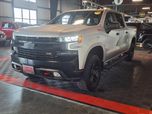 Silver Ice Metallic 2019 Chevrolet Silverado 1500 LT Trail Boss