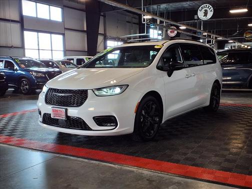 2024 Chrysler Pacifica Limited