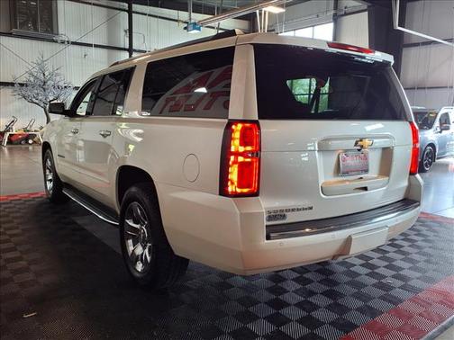 White Diamond Tricoat 2015 Chevrolet Suburban 1500 LTZ