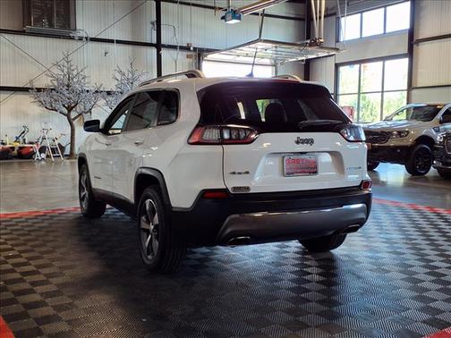 Bright White Clearcoat 2019 Jeep Cherokee Limited