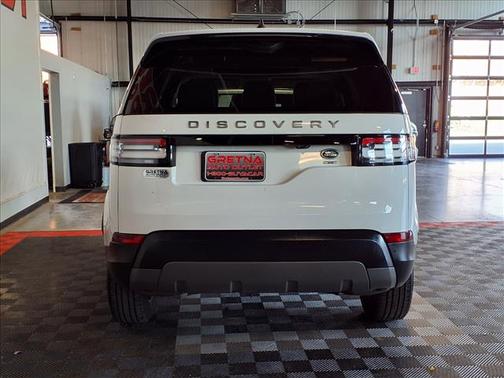 2017 Land Rover Discovery SE