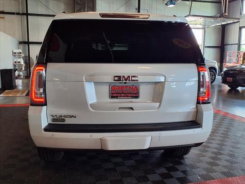 White Frost Tricoat 2016 GMC Yukon SLT