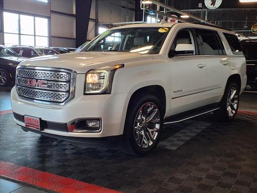 White Frost Tricoat 2016 GMC Yukon SLT