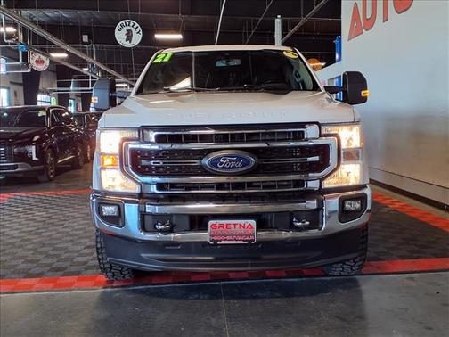 Oxford White 2021 Ford F-250 Lariat