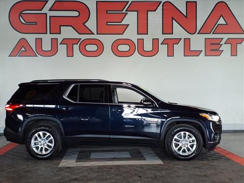 Midnight Blue Metallic 2020 Chevrolet Traverse LT Cloth