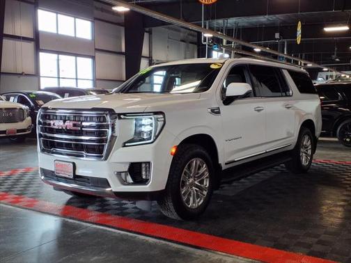 2022 GMC Yukon XL SLT