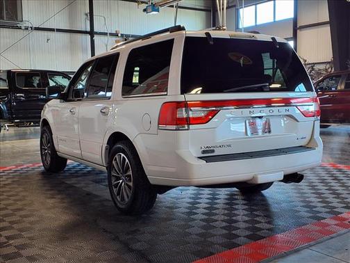 2016 Lincoln Navigator Select