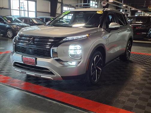 Alloy Silver Metallic 2022 Mitsubishi Outlander SE S-AWC