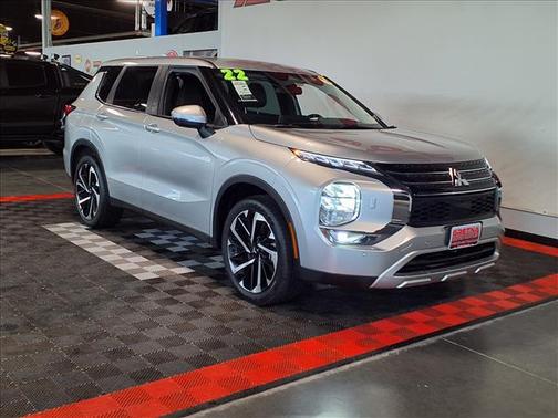 Alloy Silver Metallic 2022 Mitsubishi Outlander SE S-AWC