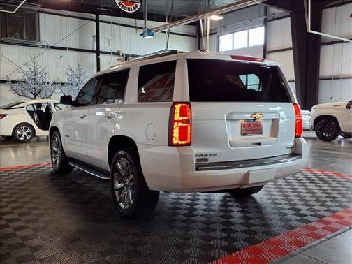 Iridescent Pearl Tricoat 2017 Chevrolet Tahoe Premier
