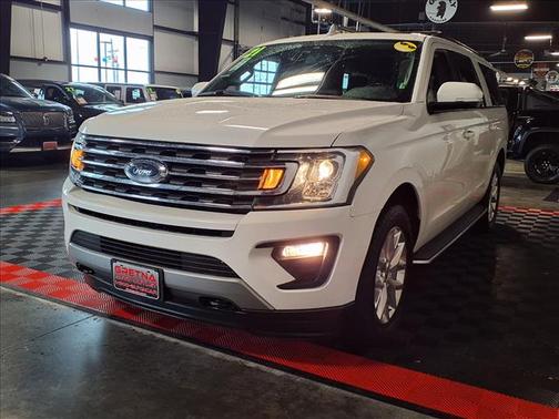 Star White Metallic Tri-Coat 2021 Ford Expedition Max XLT