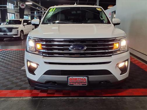 Star White Metallic Tri-Coat 2021 Ford Expedition Max XLT