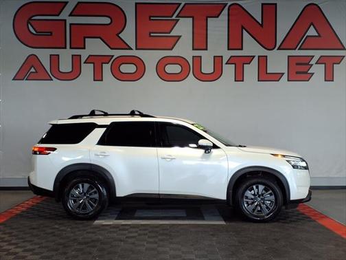 2022 Nissan Pathfinder SV 4WD
