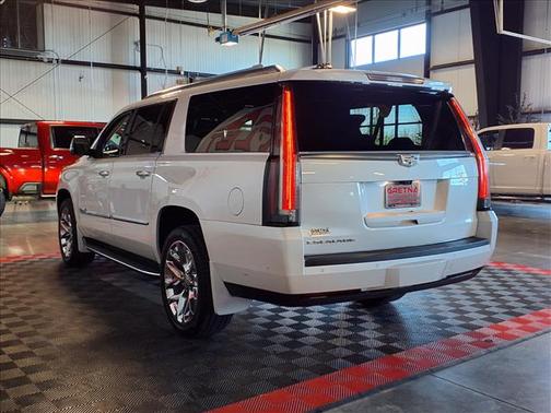 2017 Cadillac Escalade ESV Premium Luxury