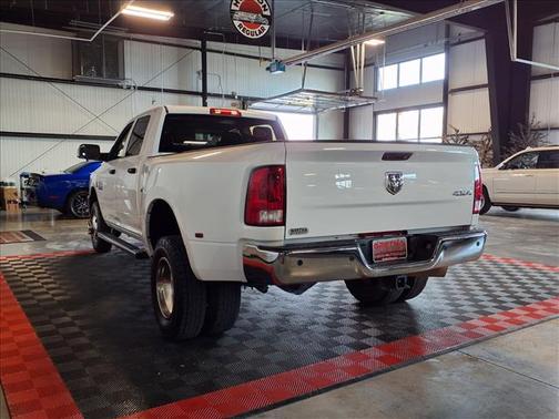 2017 RAM 3500 Tradesman Crew Cab 4x4 8' Box