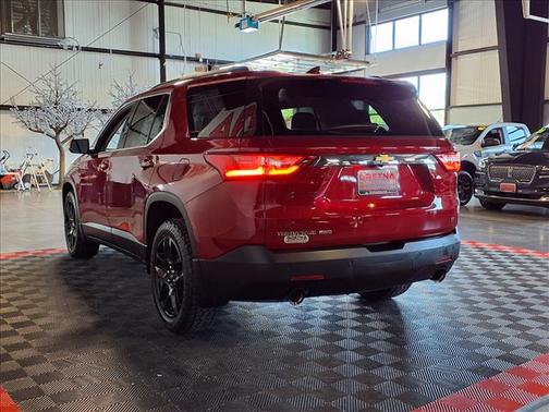 Cajun Red Tintcoat 2019 Chevrolet Traverse LT Cloth