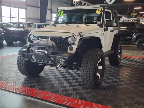 Bright White Clearcoat 2013 Jeep Wrangler Sport