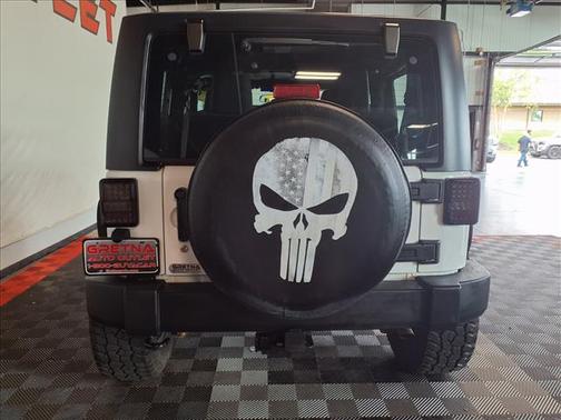Bright White Clearcoat 2013 Jeep Wrangler Sport