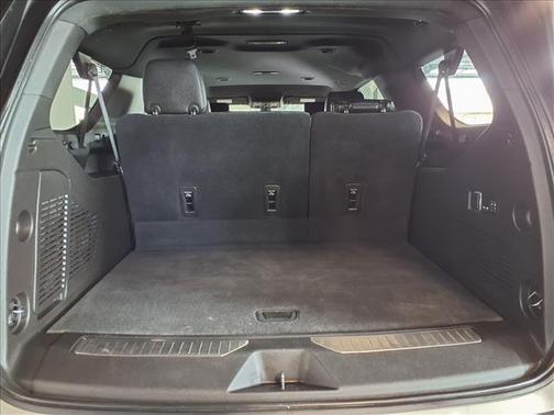 Empire Beige Metallic 2021 Chevrolet Suburban 4WD High Country