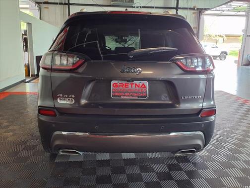 Granite Crystal Metallic Clearcoat 2019 Jeep Cherokee Limited