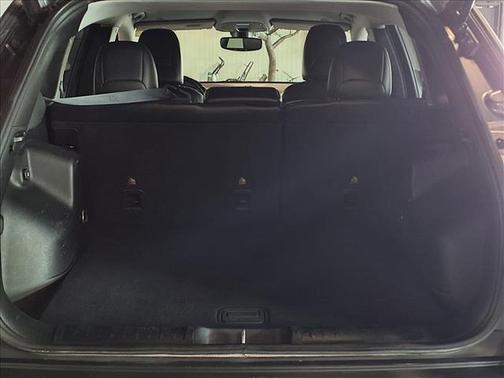 Granite Crystal Metallic Clearcoat 2019 Jeep Cherokee Limited