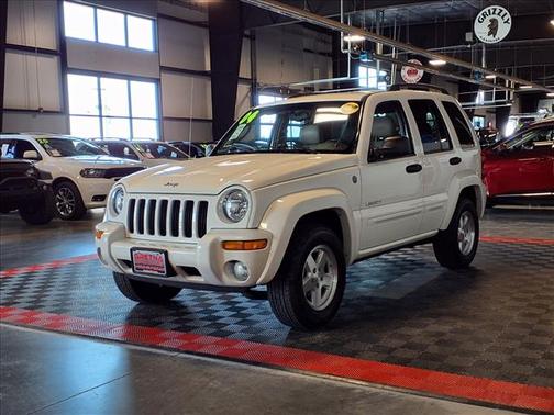 Stone White 2004 Jeep Liberty Limited