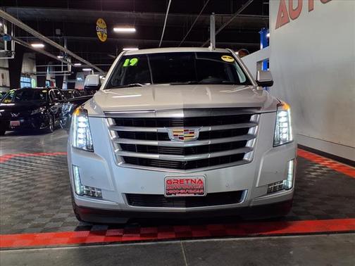 2019 Cadillac Escalade Luxury