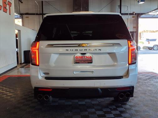 2022 Chevrolet Suburban 4WD High Country