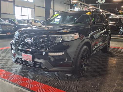 Agate Black Metallic 2023 Ford Explorer ST-Line