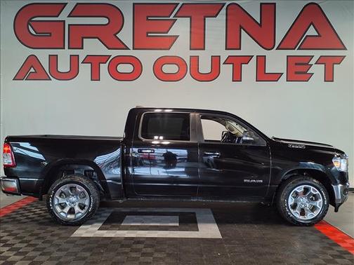Diamond Black Crystal Pearlcoat 2020 RAM 1500 Big Horn/Lone Star