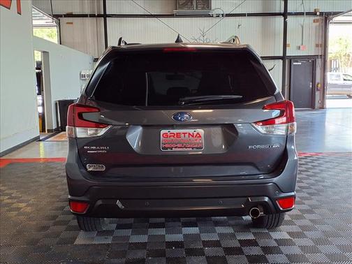 Magnetite Gray Metallic 2023 Subaru Forester Limited