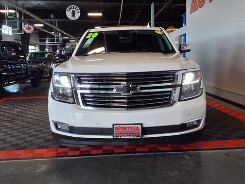 Summit White 2020 Chevrolet Suburban Premier