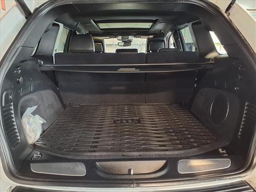 Bright White Clearcoat 2020 Jeep Grand Cherokee Overland